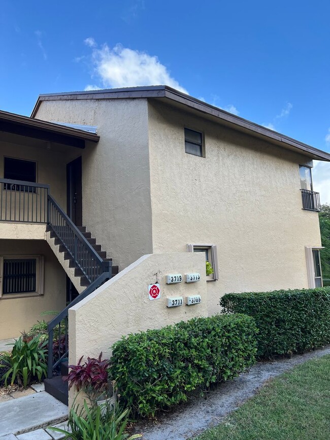 Excellent Condo in Coconut Creek - Excellent Condo in Coconut Creek