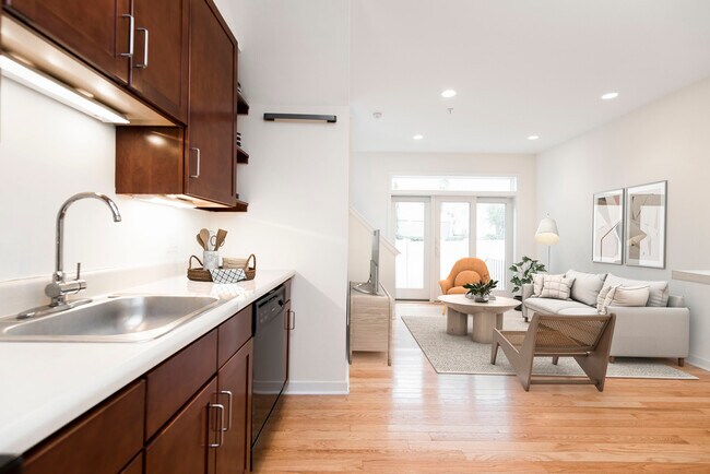 Photo - 925 S 23rd St Unit A