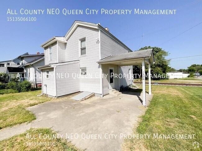 Building Photo - 1306 2nd St Rental