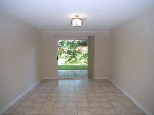 Photo - 1232 Winifred Dr