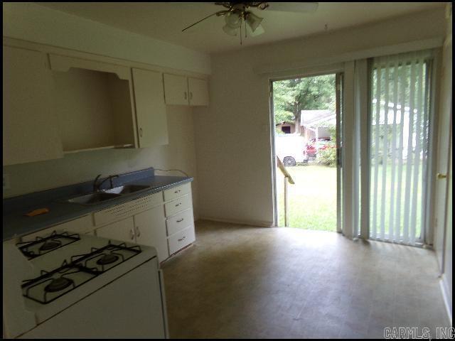 Photo - 48 S Wakefield Dr