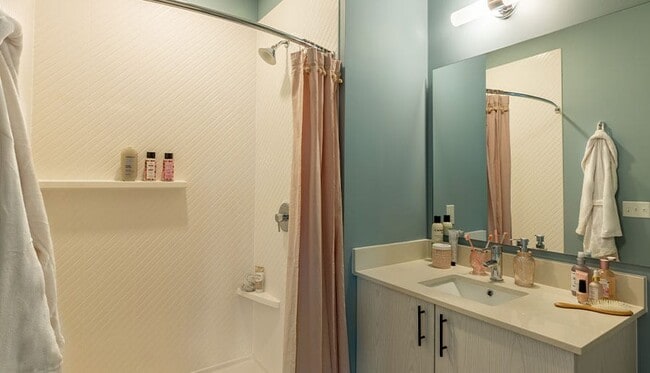 Photo - Hub Gainesville University