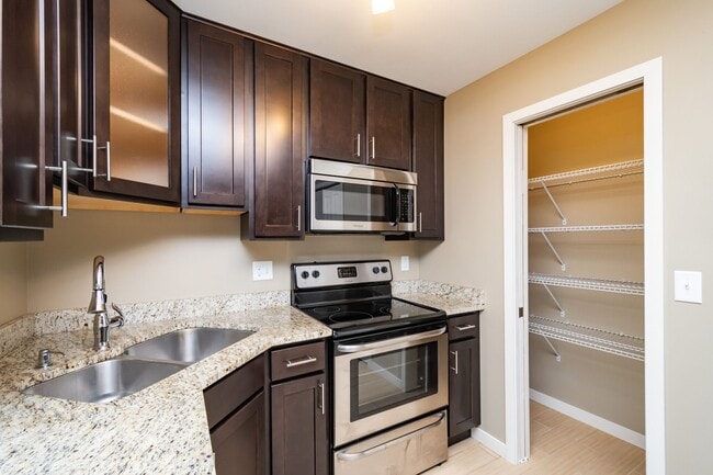 Photo - River Ridge Place