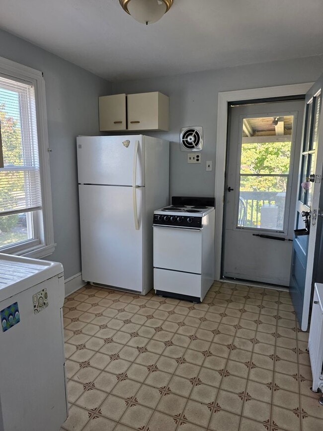 Photo - 515 New Rd Unit 3