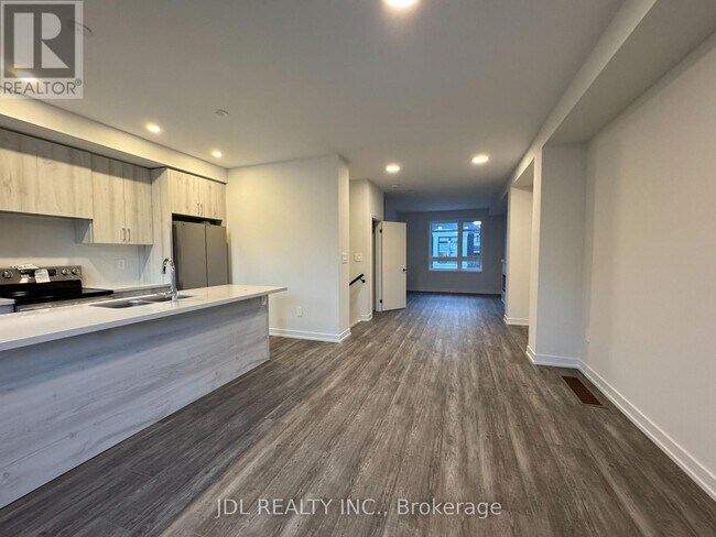 Photo - 12 Robert Gilpin Ln