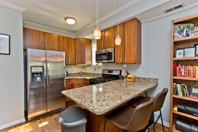 Photo - 1208 W Chase Ave Unidad 3D