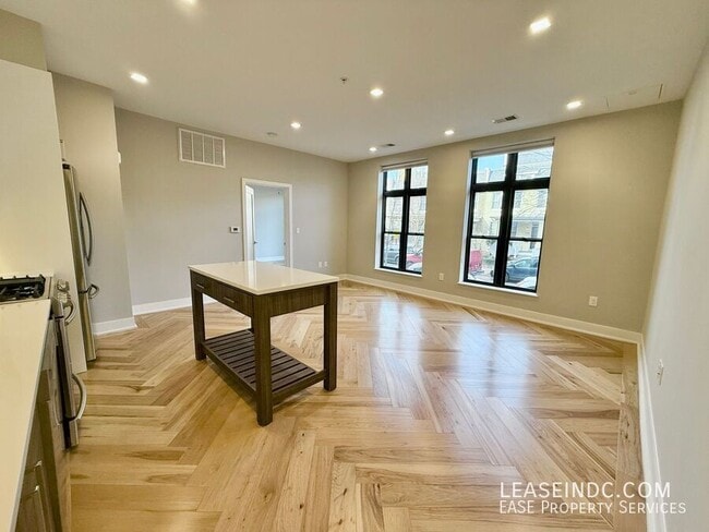 Photo - 1345 K St SE Unit #107