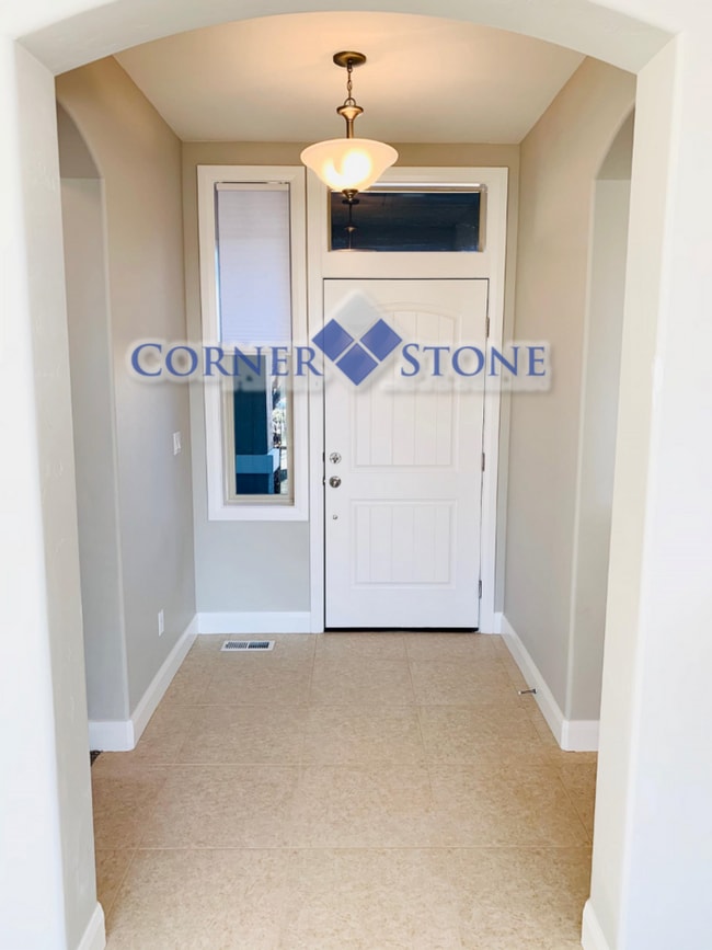 Photo - Wonderful Home In Middleton with 3 Car Garage!