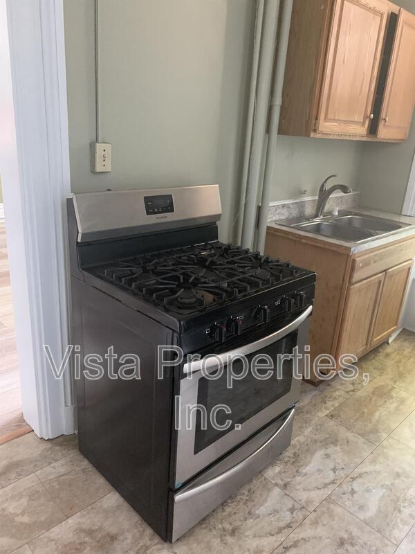 Photo - 514 W Oak St