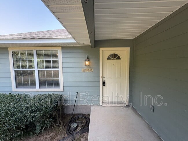 Photo - 6909 Ella St