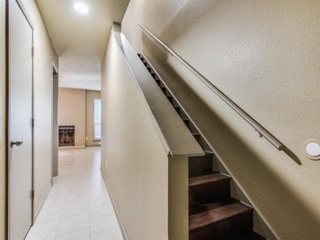Photo - 7716 Sable Ln