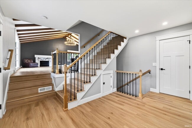 Photo - 633 S Ravencrest Ave