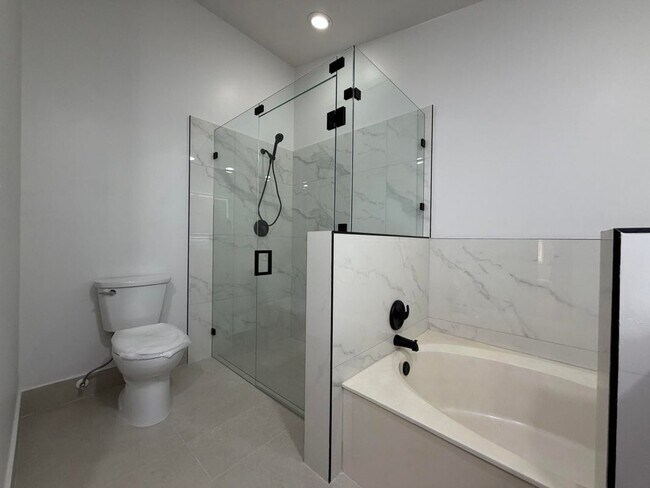 3386 Treasure Ln