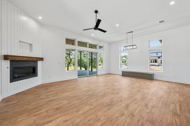 Photo - 125 Stockman Dr