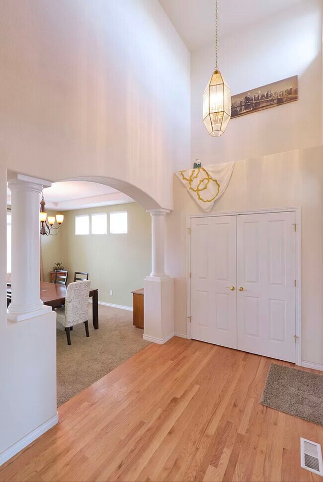 Photo - 1609 Wildflower Dr