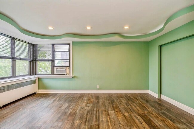 Photo - 1011 Avenue C