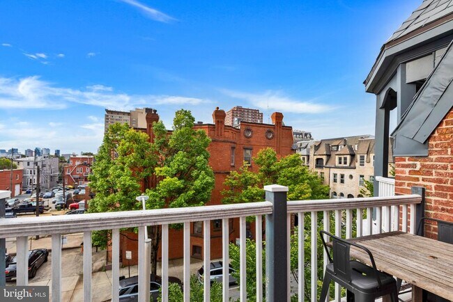 Photo - 200 E Preston St
