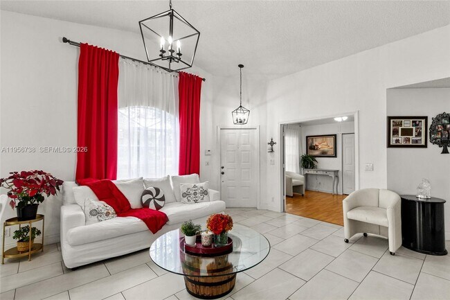 Photo - 6207 Floral Lakes Dr