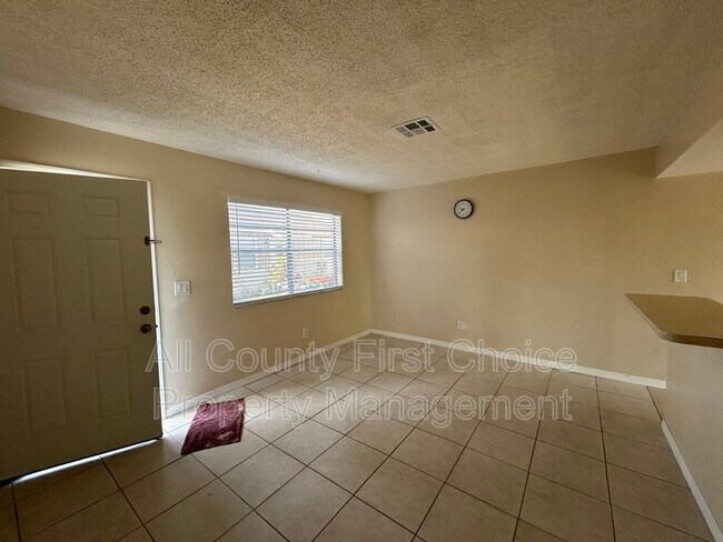 Photo - 7061 58th St N Unidad B