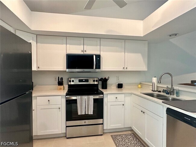 Photo - 16801 Sanibel Sunset Ct Unit 402