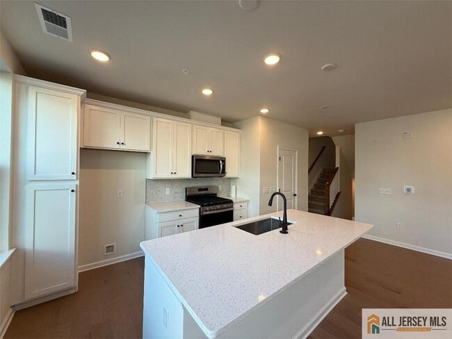 Photo - 1211 Parker Blvd