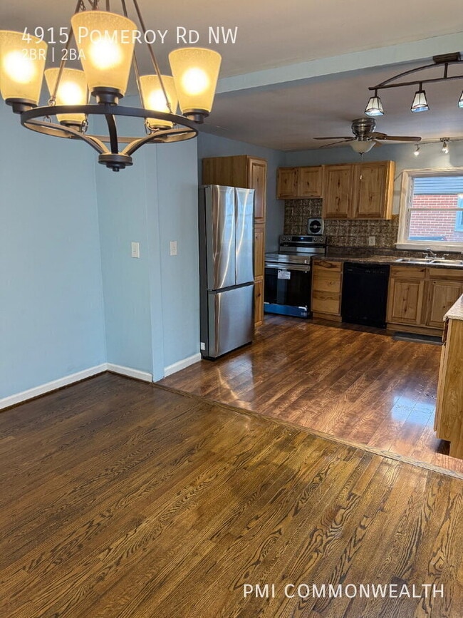 Photo - 4915 Pomeroy Rd NW