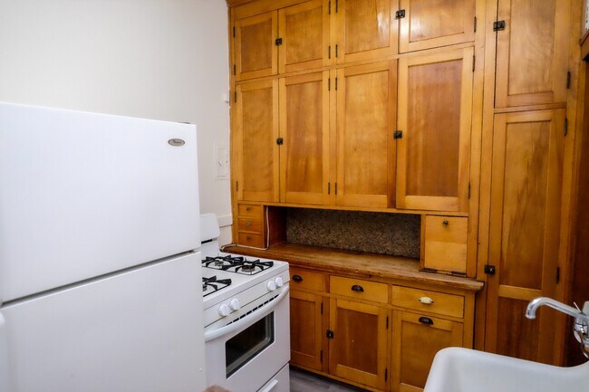 Photo - Pleasant Ave Apartments | 3521