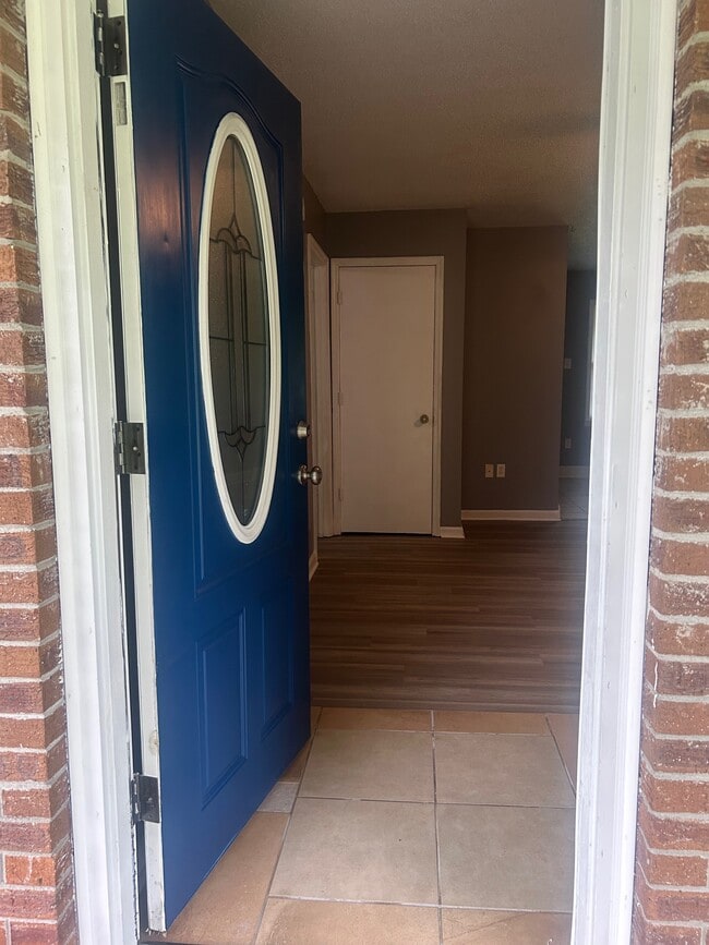 Photo - 3582 Greenwood Dr