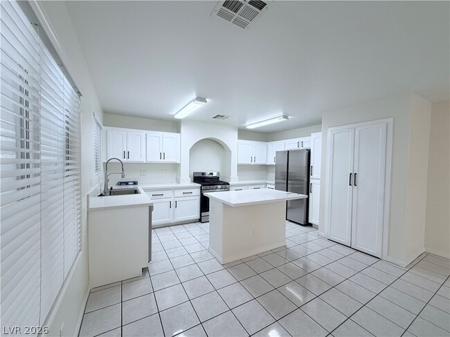 Photo - 7290 Linaria Rd