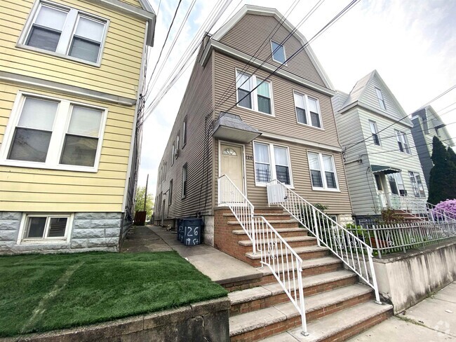 Building Photo - 126 W 19th St Unit 1 Rental