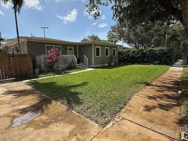 Photo - 4301 SW 60th Pl