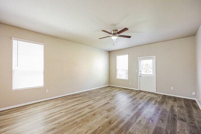 Photo - 7811 Paraiso Crest