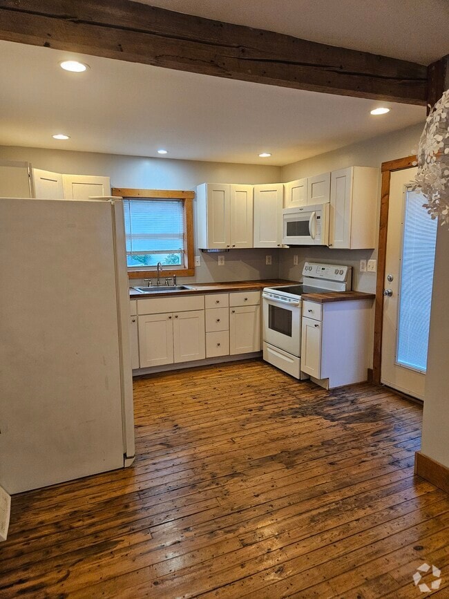 Building Photo - 1105 Conowingo Rd Rental