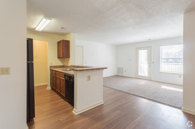 2HAB,2BA - 1,000 ft² - Pilot House Apartments - Tax Credit