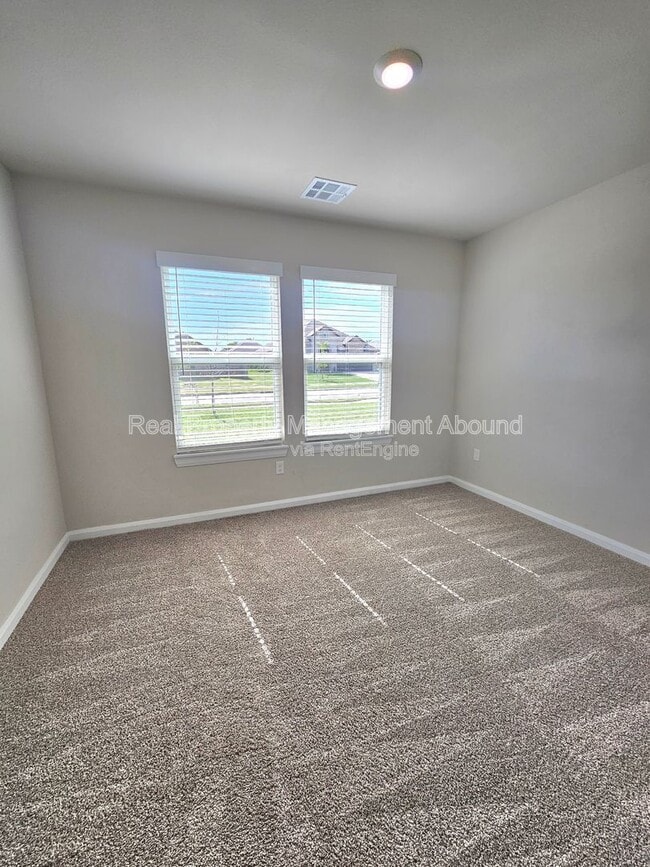 Photo - 7505 N 155th E Ave