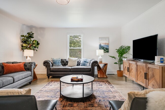 20 Winding Rd