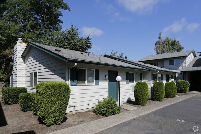 Applegate Apartments
