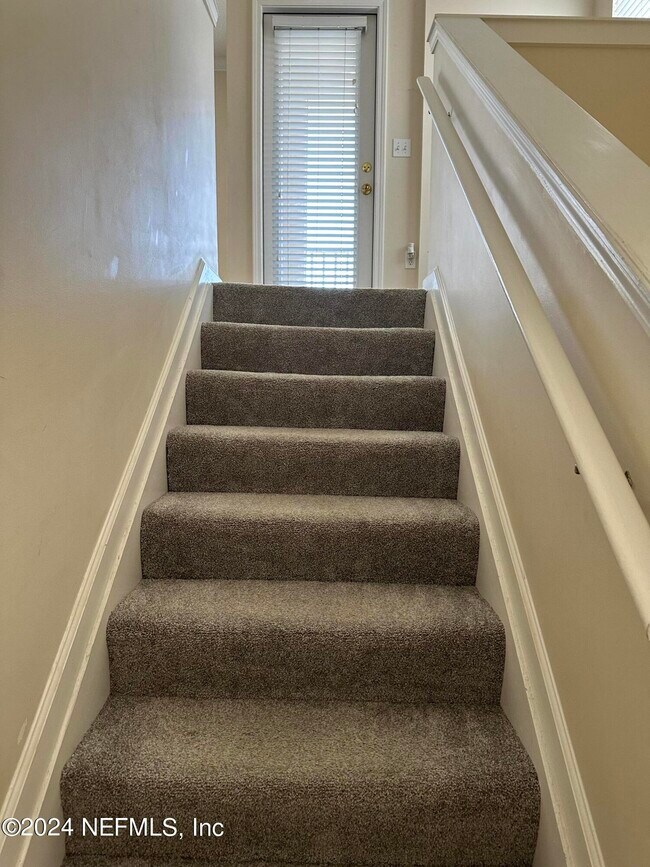 Photo - 9740 Summer Grove Way W