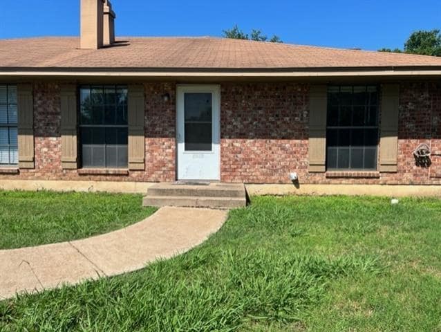 Photo - 201 Rio Grande St