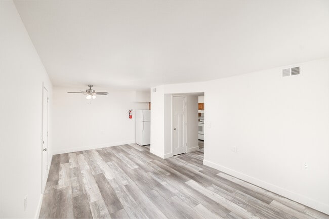 Living Area and Dining - Lombard Heights Apartments