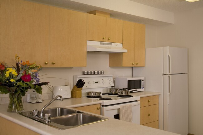 Photo - Wellington Manor