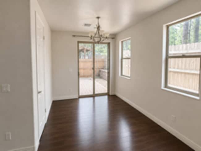 2836 W Pico Del Monte Cir