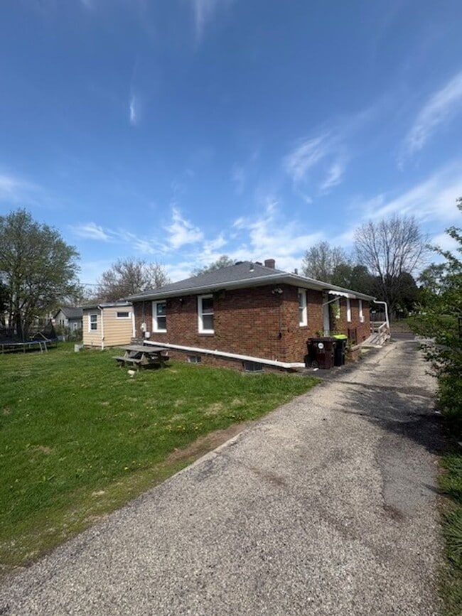 Photo - 1318 E Frye Ave Unit 5