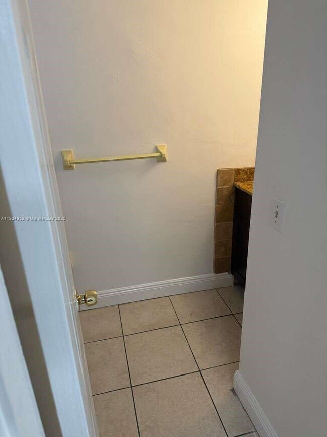 Photo - 120 Royal Palm Rd Unit 215