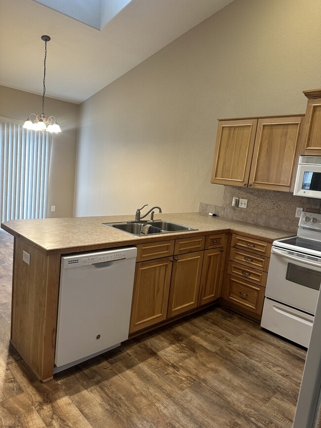 Photo - 3610 Porto Fino Ave