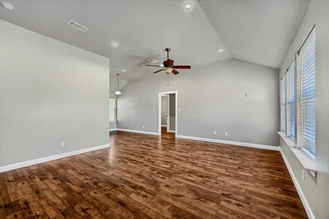 Photo - 187 Square Dance Rd