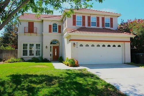 Building Photo - 2009 Foothill Vista Dr