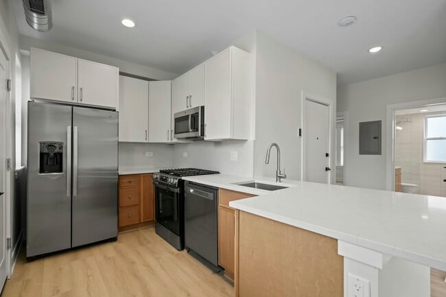 Building Photo - 432-436 S. Maple Ave, Unit 434 - 201