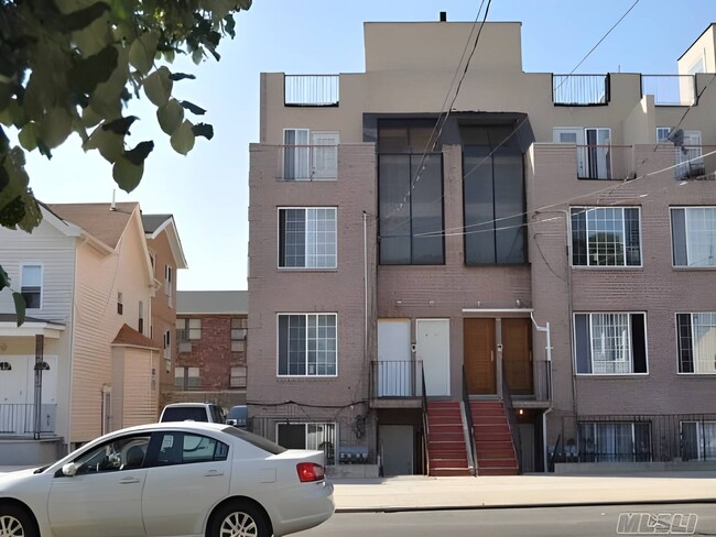 Building Photo - 193-07 Linden Blvd