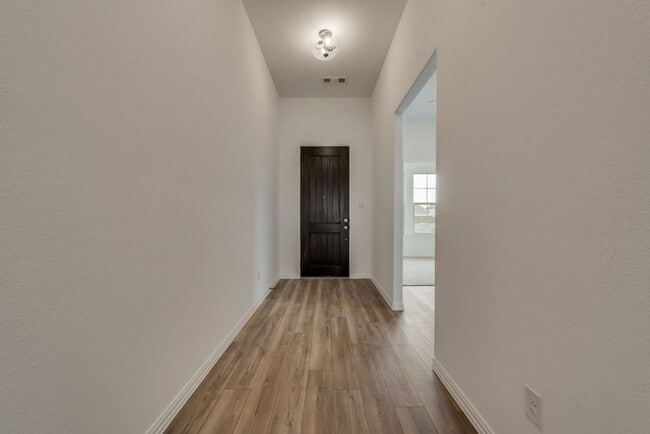 Photo - 1011 Hickory Chase Ln